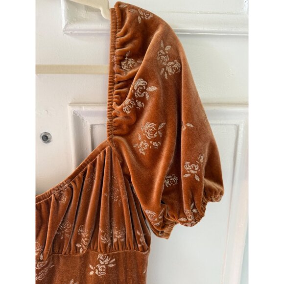Lait Collection Velvet Dress Size XL Rust Floral Puff Sleeve Ruffle Hem Retro - Picture 14 of 17